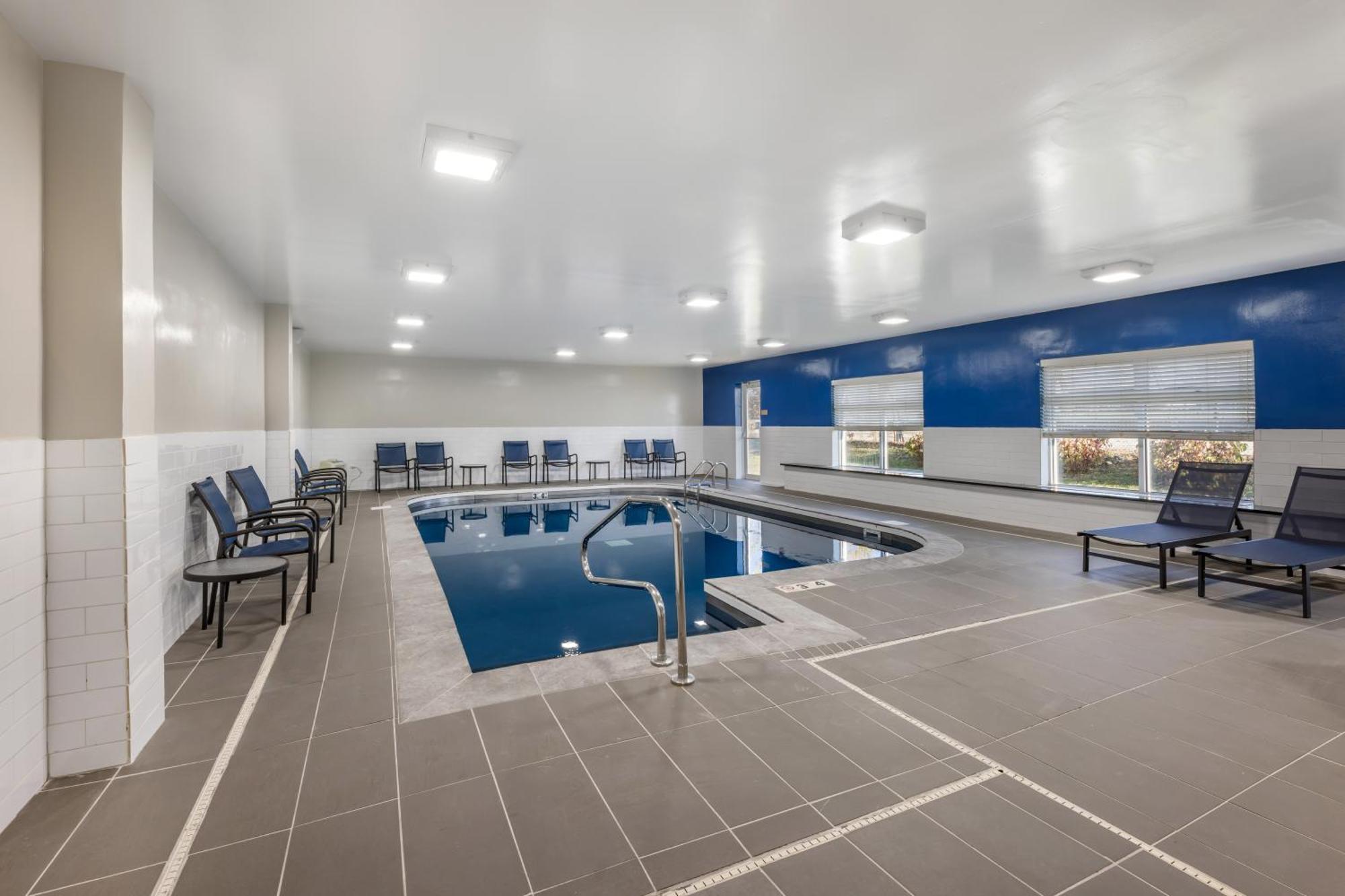Country Inn & Suites By Radisson Bolingbrook, I-55 Εξωτερικό φωτογραφία